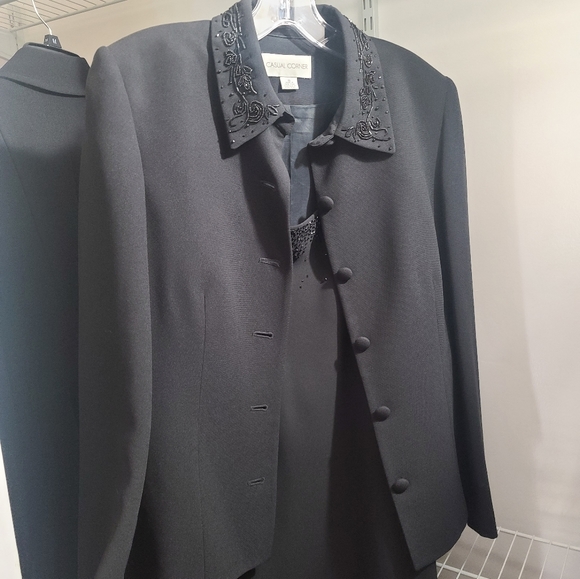 Dress with jacket - Picture 15 of 16